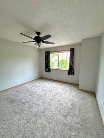 20583 Abbey Lane 148, Farmington, MN 55024