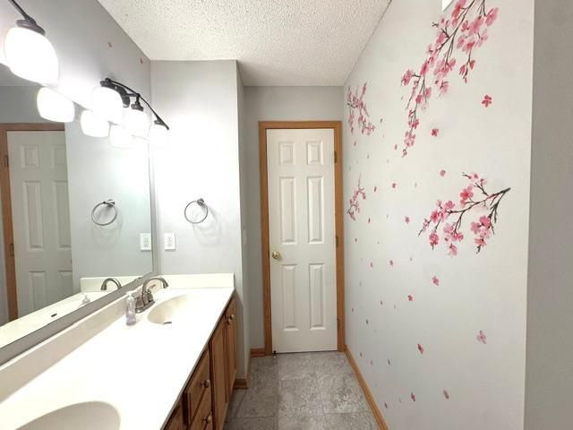 20583 Abbey Lane 148, Farmington, MN 55024