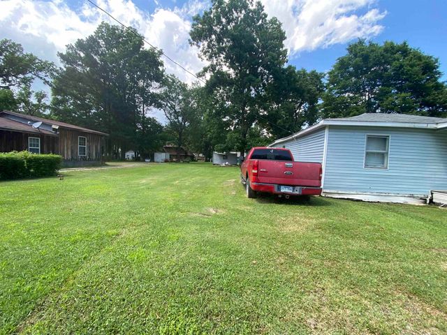 617 Walnut Street, Augusta, AR 72006