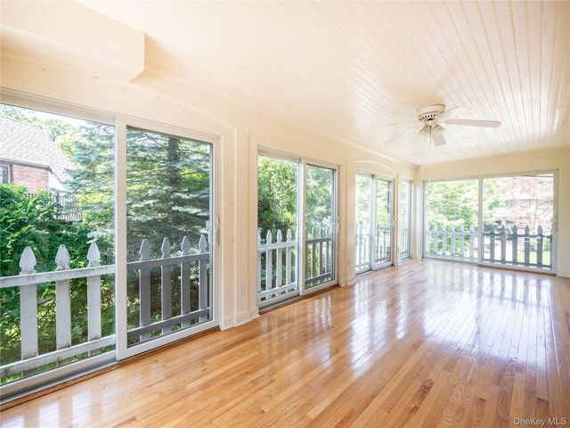 91 Pickwick Road, Manhasset, NY 11030