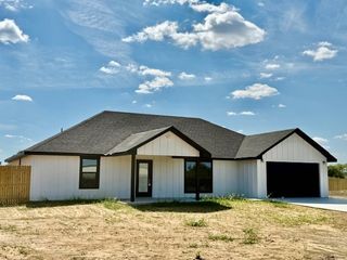 275 PRIVATE ROAD 36008, Honey Grove, TX 75446