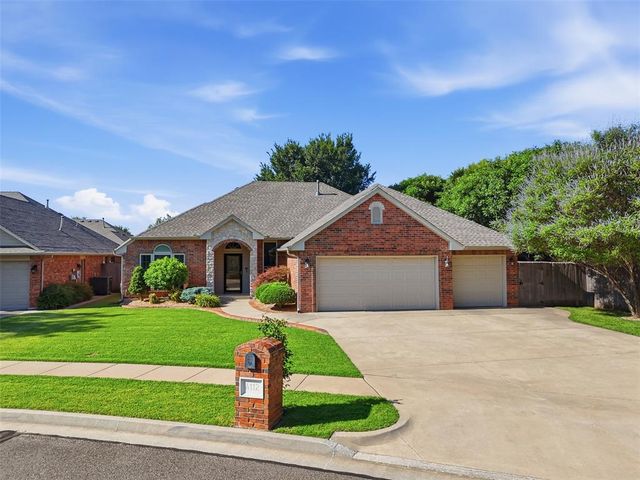 4112 Troon Street, Norman, OK 73072