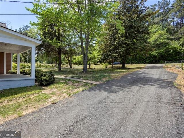 192 Old Carrollton Road, Carrollton, GA 30116