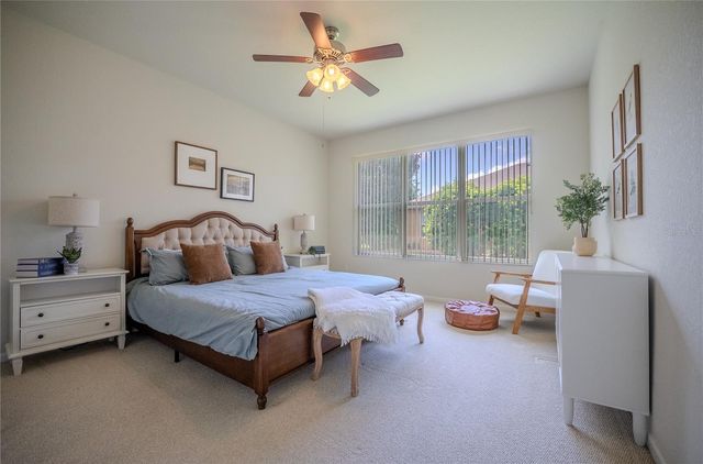 9876 SW 69TH LANE, Ocala, FL 34481