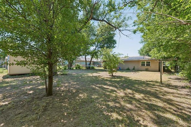 5413 NW 45th Street, Warr Acres, OK 73122
