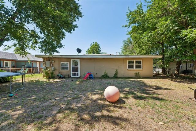 5413 NW 45th Street, Warr Acres, OK 73122