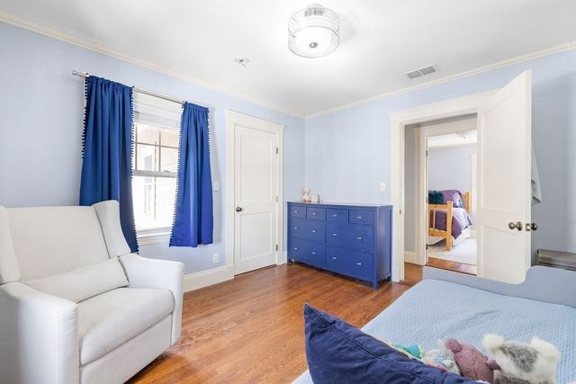 70 Clyde Street 2, Newton, MA 02460