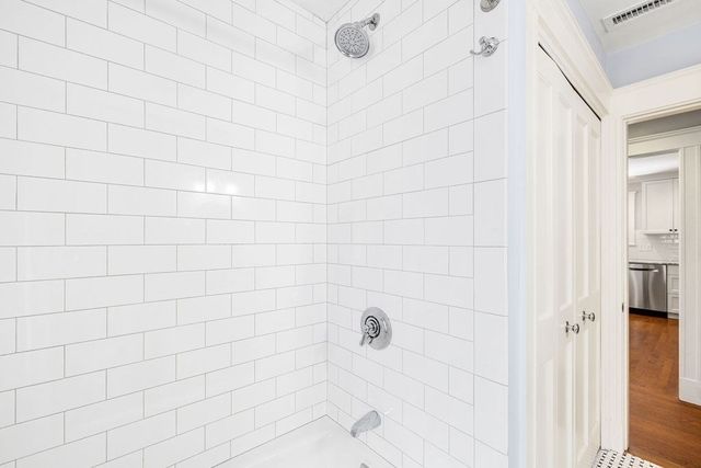 70 Clyde Street 2, Newton, MA 02460