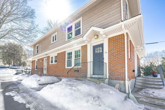 70 Clyde Street 2, Newton, MA 02460