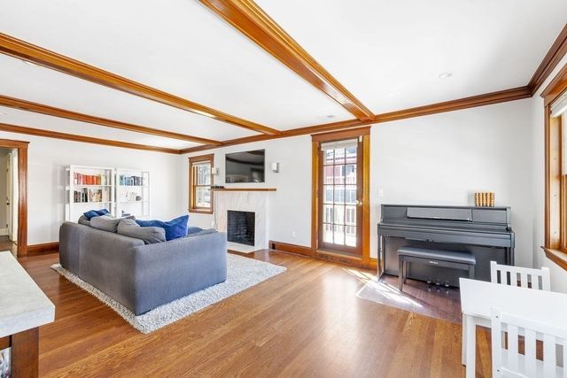 70 Clyde Street 2, Newton, MA 02460