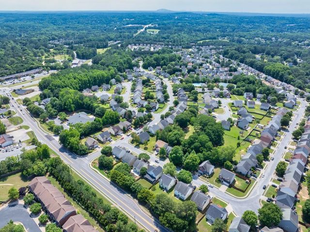 1186 Hawthorn Lane, Grayson, GA 30017