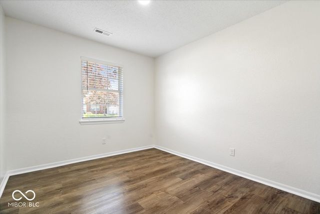 10210 Lone Wolf Drive, Indianapolis, IN 46235