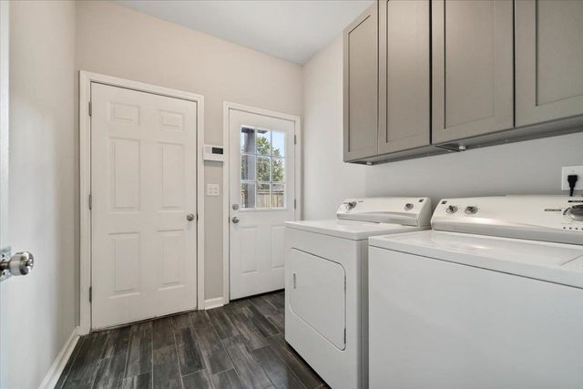 239 ISLAND VILLAGE DR, Memphis, TN 38103