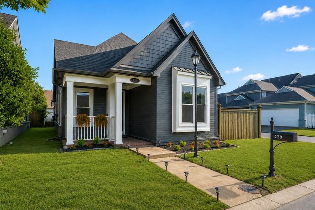 239 ISLAND VILLAGE DR, Memphis, TN 38103