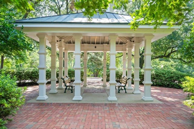 239 ISLAND VILLAGE DR, Memphis, TN 38103