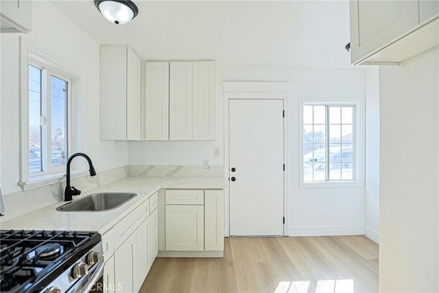 7522 Newcomb, San Bernardino, CA 92410