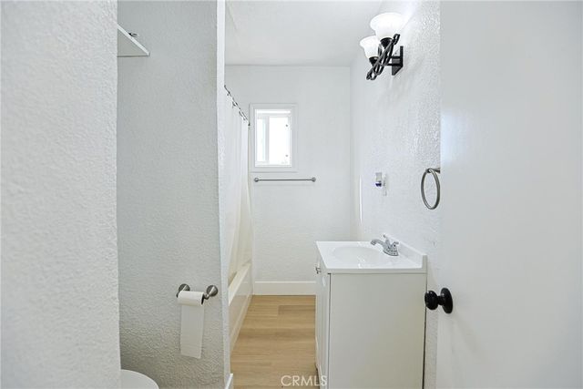 7522 Newcomb, San Bernardino, CA 92410