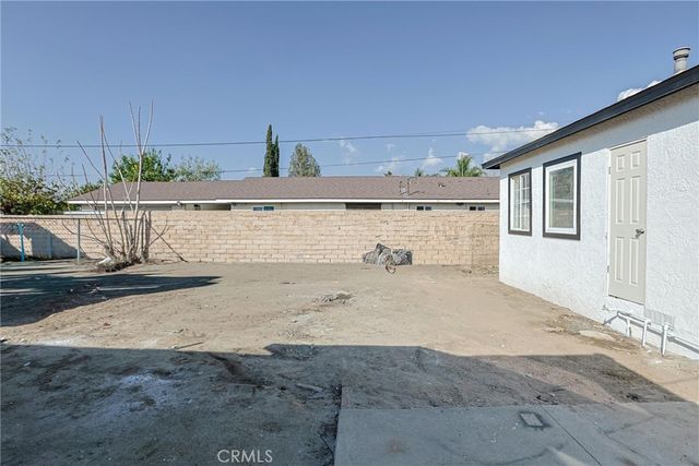 7522 Newcomb, San Bernardino, CA 92410