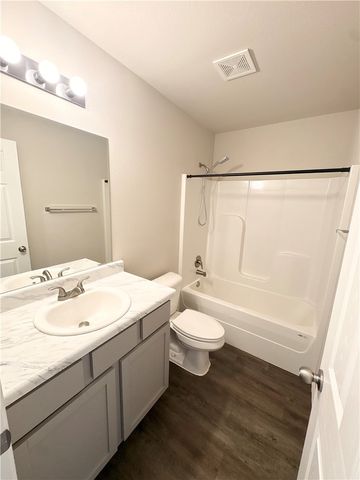 341 Cooper Street, Huntsville, AR 72740