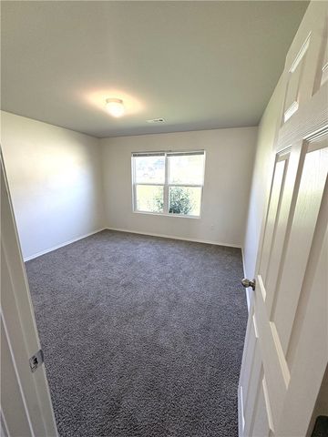 341 Cooper Street, Huntsville, AR 72740