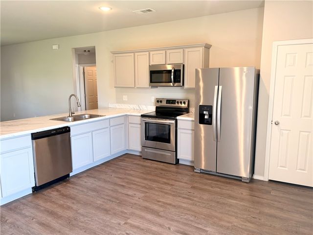 341 Cooper Street, Huntsville, AR 72740