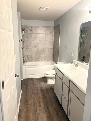 341 Cooper Street, Huntsville, AR 72740