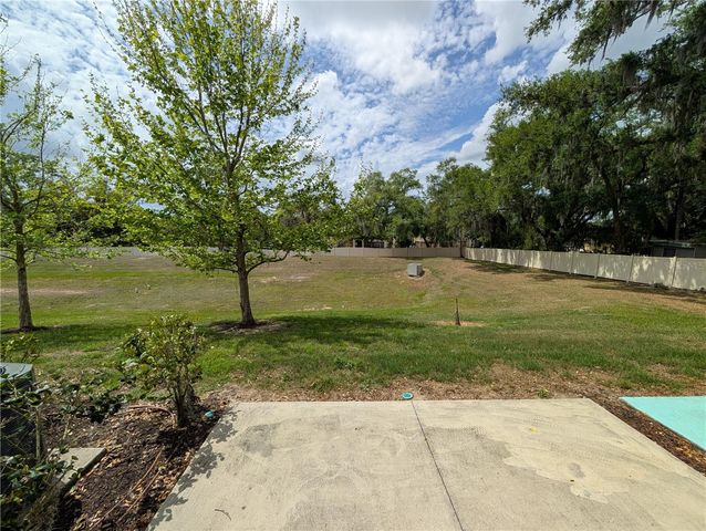 4744 SPATTER DOCK STREET, Tampa, FL 33610