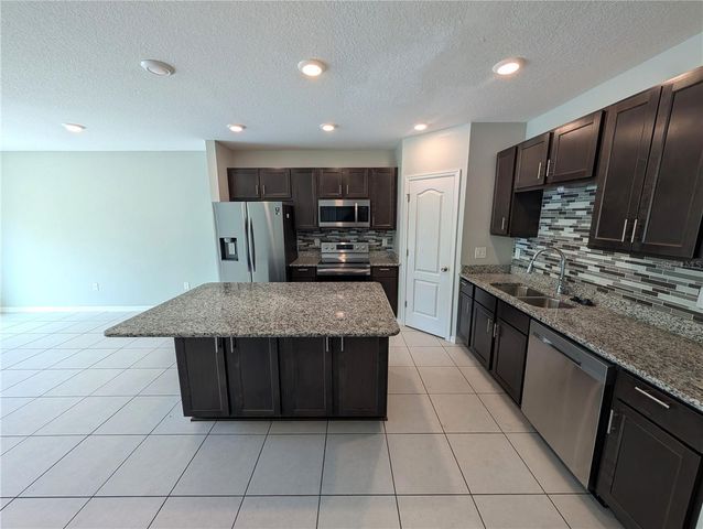 4744 SPATTER DOCK STREET, Tampa, FL 33610