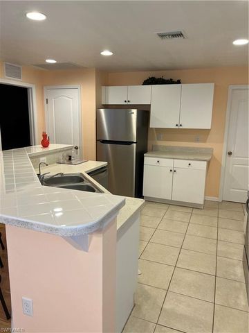 2830 NW 3rd ST, Cape Coral, FL 33993