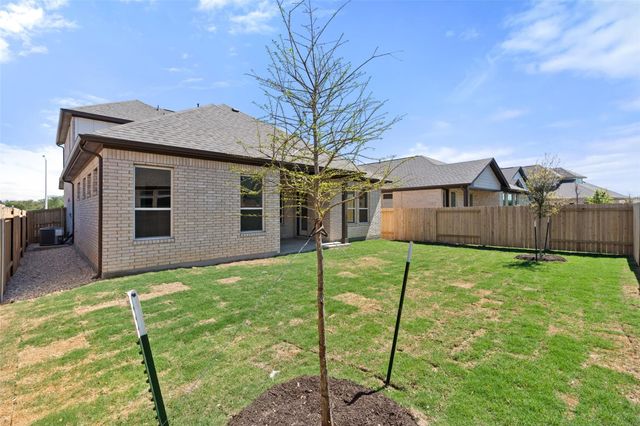 325 San Saba DR, Buda, TX 78610