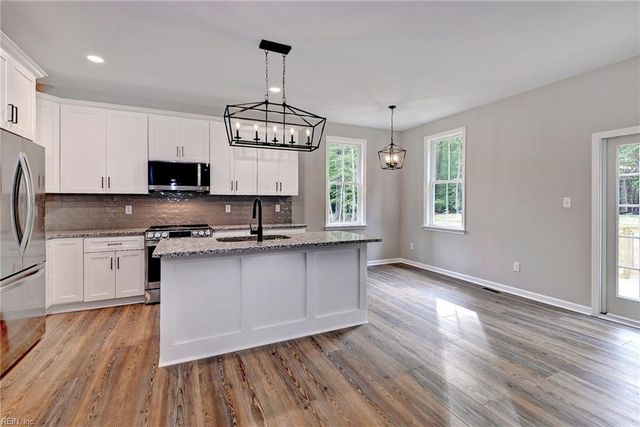 155 Saddletown RD, Williamsburg, VA 23188