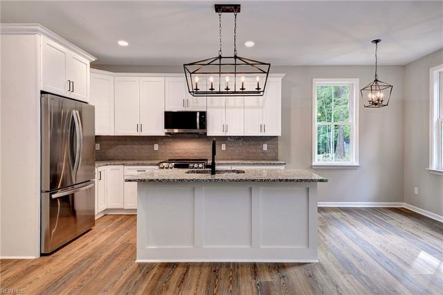 155 Saddletown RD, Williamsburg, VA 23188