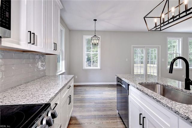 155 Saddletown RD, Williamsburg, VA 23188