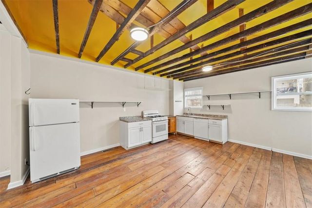 1822 Holly Street, Kansas City, MO 64108