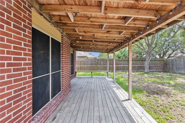7218 Yaupon Dr, Corpus Christi, TX 78414