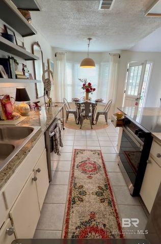 715 W Orchid Avenue, Foley, AL 36535