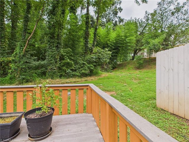 1415 Grantland Place, Greensboro, NC 27410