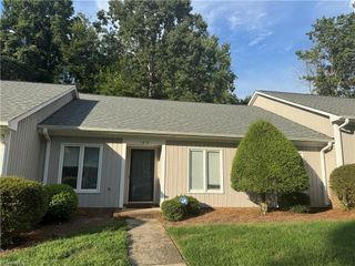 1415 Grantland Place, Greensboro, NC 27410