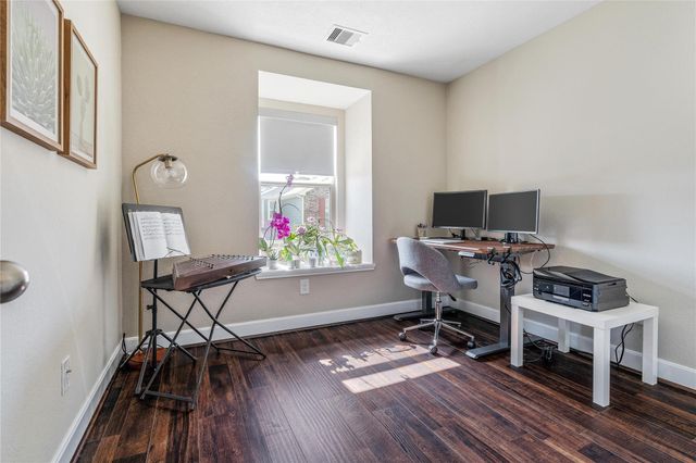 1853 Commons Hill Lane, Houston, TX 77080