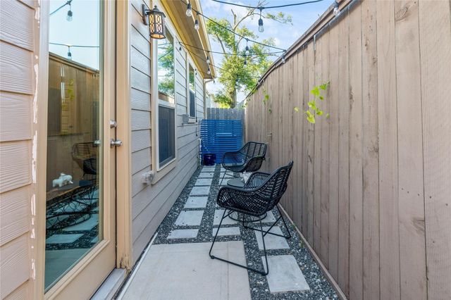 1853 Commons Hill Lane, Houston, TX 77080