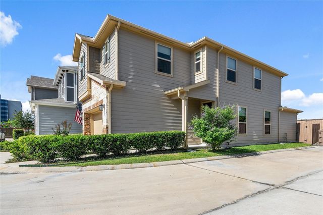 1853 Commons Hill Lane, Houston, TX 77080