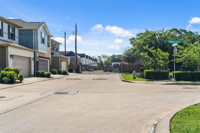 1853 Commons Hill Lane, Houston, TX 77080