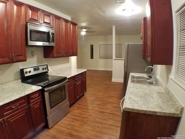 5019 HEMPHILL DR, San Antonio, TX 78228