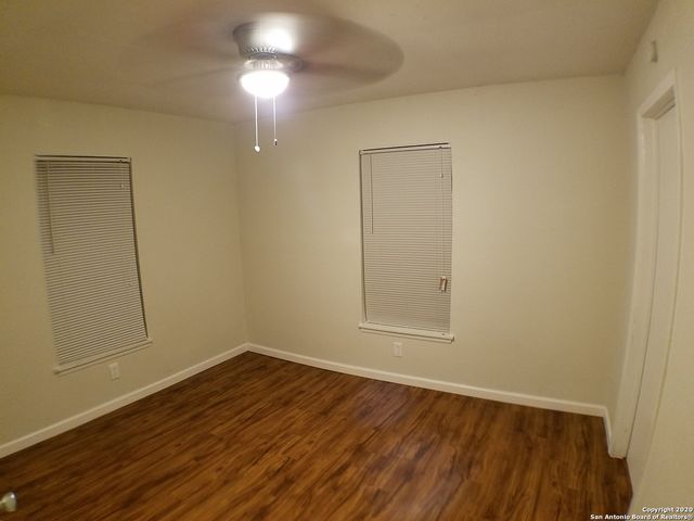 5019 HEMPHILL DR, San Antonio, TX 78228