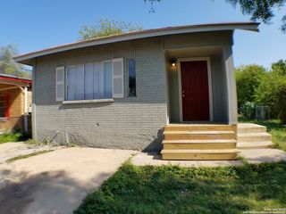 5019 HEMPHILL DR, San Antonio, TX 78228