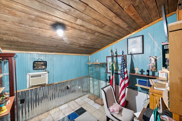 2135 County Road 0025, Corsicana, TX 75110