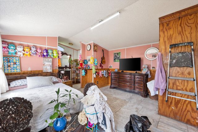 2135 County Road 0025, Corsicana, TX 75110