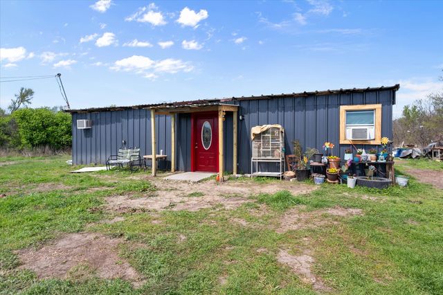 2135 County Road 0025, Corsicana, TX 75110