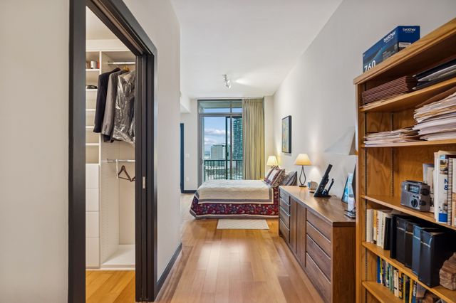 900 20th Ave S Apt 711, Nashville, TN 37212