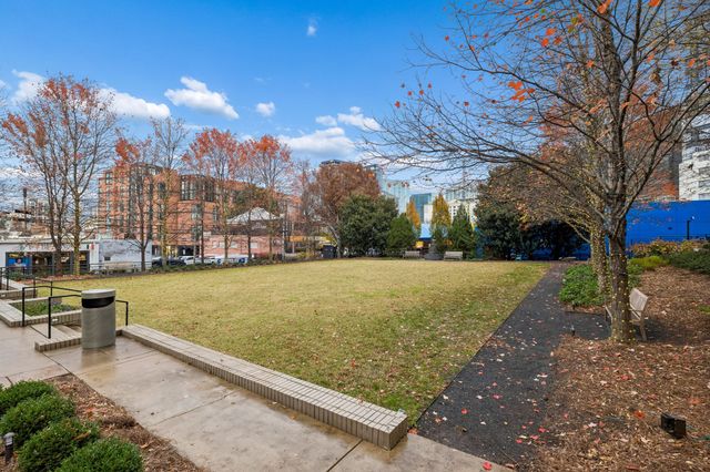 900 20th Ave S Apt 711, Nashville, TN 37212